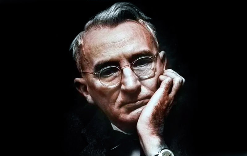 Переговорщик Дейл Карнеги: удивительные факты биографии и методы успеха в бизнесе